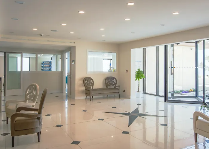 Отель Les Terrasses D'eze - &